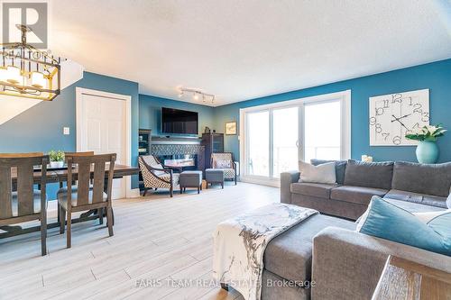 23 - 44 Trott Boulevard, Collingwood, ON - Indoor Photo Showing Living Room