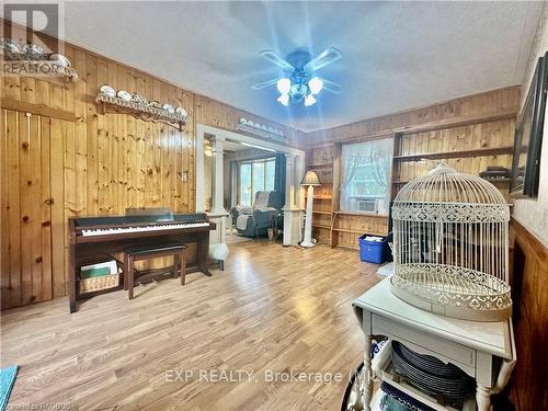 97 Griffith Street, Brockton, ON - Indoor With Fireplace