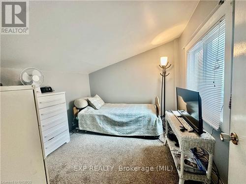 97 Griffith Street, Brockton, ON - Indoor Photo Showing Bedroom