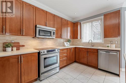 1026 Laidlaw Drive, Milton, ON - Indoor Photo Showing Kitchen With Stainless Steel Kitchen