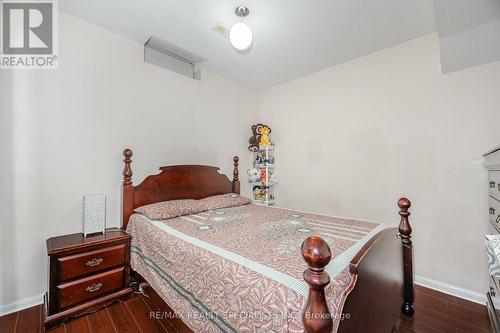 17 Linstock Drive, Brampton, ON - Indoor Photo Showing Bedroom