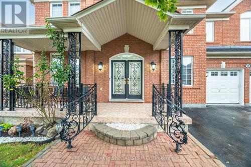 17 Linstock Drive, Brampton, ON - Outdoor