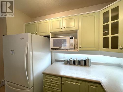 38 High  Street Unit# 108, Nelson, BC - Indoor Photo Showing Kitchen