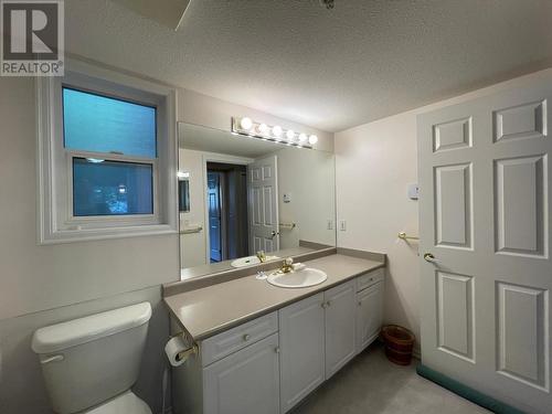 38 High  Street Unit# 108, Nelson, BC - Indoor Photo Showing Bathroom