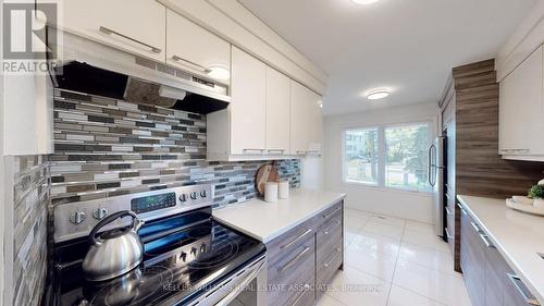 11 Abell Drive, Brampton, ON - Indoor Photo Showing Kitchen