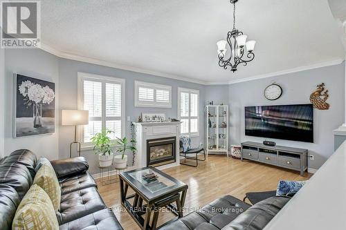 7362 Banffshire Court N, Mississauga, ON - Indoor Photo Showing Living Room With Fireplace