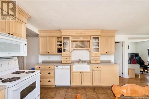 589 Route 535, Notre-Dame, NB - Indoor Photo Showing Kitchen