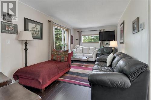 1253 Martindale Rd., Sudbury, ON - Indoor Photo Showing Living Room