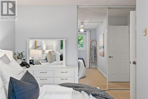 525 Laval Street, Oshawa (Vanier), ON - Indoor Photo Showing Bedroom