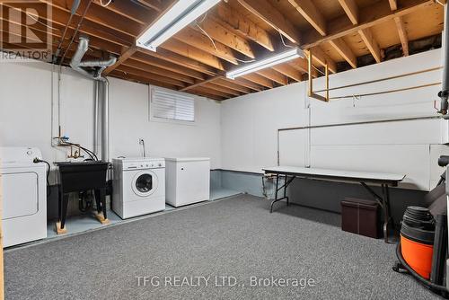 525 Laval Street, Oshawa (Vanier), ON - Indoor Photo Showing Laundry Room