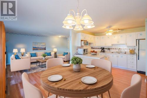 650 Mckinney Road Unit# 114, Oliver, BC - Indoor Photo Showing Dining Room