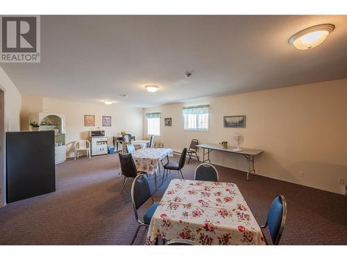 650 Mckinney Road Unit# 114, Oliver, BC - Indoor Photo Showing Dining Room