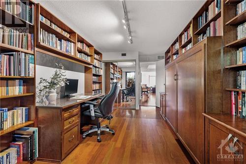 140 Rideau Terrace Unit#2, Ottawa, ON - Indoor Photo Showing Office