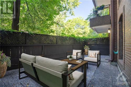 140 Rideau Terrace Unit#2, Ottawa, ON - Outdoor With Exterior