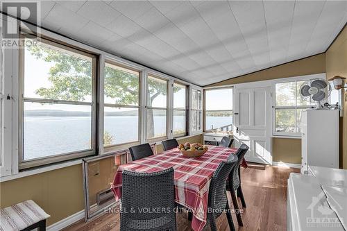 5349 Calabogie Road, Greater Madawaska, ON - Indoor Photo Showing Dining Room