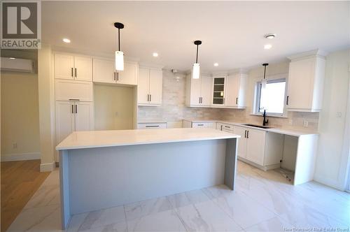 58 Robert, Shediac, NB - Indoor Photo Showing Kitchen With Upgraded Kitchen