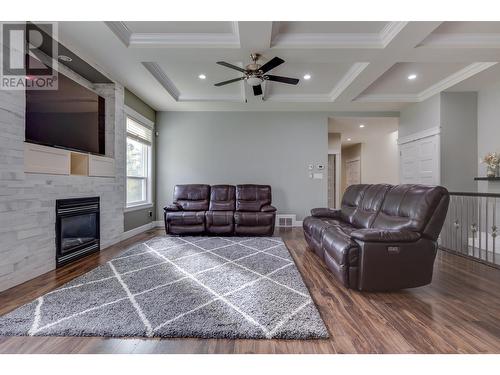 3022 Maurice Drive, Prince George, BC - Indoor Photo Showing Other Room With Fireplace