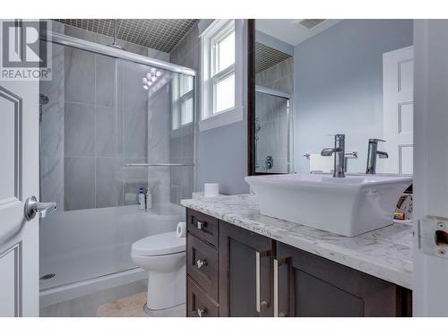 3022 Maurice Drive, Prince George, BC - Indoor Photo Showing Bathroom