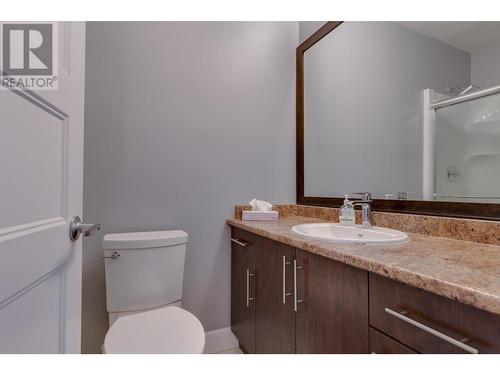 3022 Maurice Drive, Prince George, BC - Indoor Photo Showing Bathroom