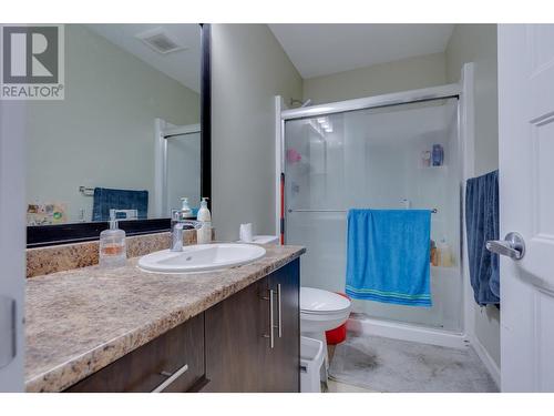 3022 Maurice Drive, Prince George, BC - Indoor Photo Showing Bathroom