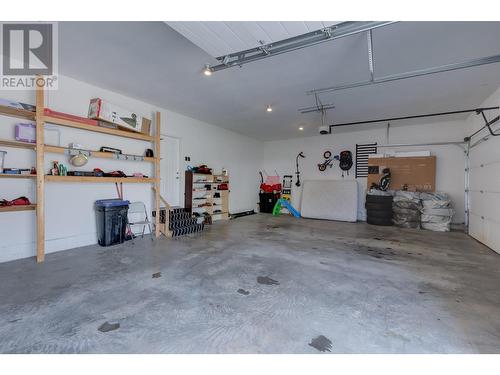 3022 Maurice Drive, Prince George, BC - Indoor Photo Showing Garage