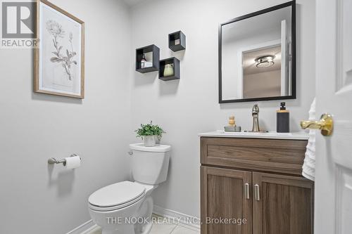 60 Bowler Street, Aurora (Bayview Wellington), ON - Indoor Photo Showing Bathroom