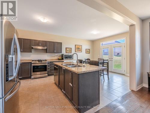 3046 Stone Ridge Boulevard, Orillia, ON - Indoor Photo Showing Kitchen With Stainless Steel Kitchen With Double Sink