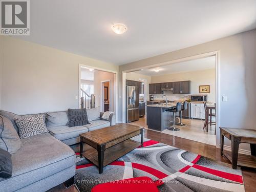 3046 Stone Ridge Boulevard, Orillia, ON - Indoor Photo Showing Living Room