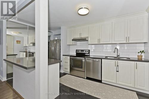 #915 - 1320 Mississauga Valley Boulevard, Mississauga, ON - Indoor Photo Showing Kitchen With Stainless Steel Kitchen With Double Sink With Upgraded Kitchen