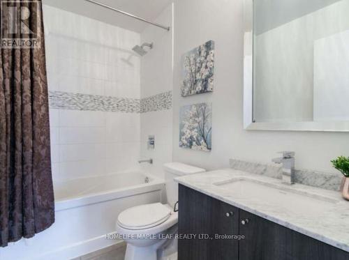 1002 - 4011 Brickstone Mews, Mississauga, ON - Indoor Photo Showing Bathroom