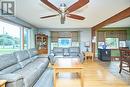 10905 Sodom Road W, Niagara Falls, ON  - Indoor Photo Showing Living Room 