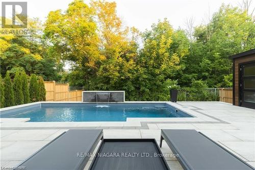 15 Fedorkow Lane, Niagara-On-The-Lake, ON - Outdoor With In Ground Pool With Backyard