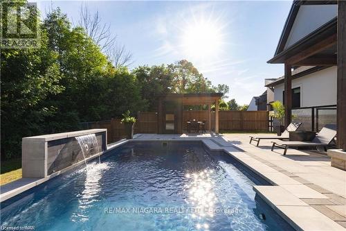 15 Fedorkow Lane, Niagara-On-The-Lake, ON - Outdoor With In Ground Pool