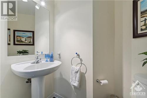 38 Metropole Private Unit#703, Ottawa, ON - Indoor Photo Showing Bathroom