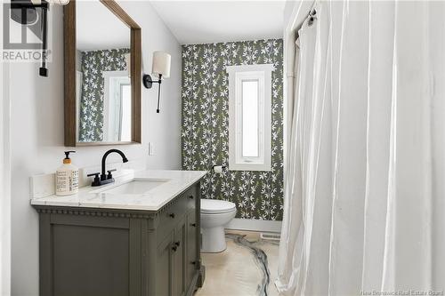 5482 Route 114, Hopewell Hill, NB - Indoor Photo Showing Bathroom