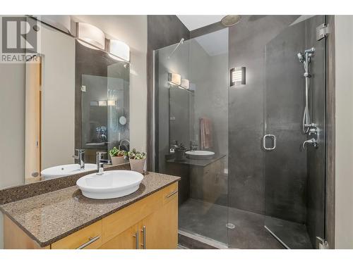 1495 Graham Street Unit# 409, Kelowna, BC - Indoor Photo Showing Bathroom