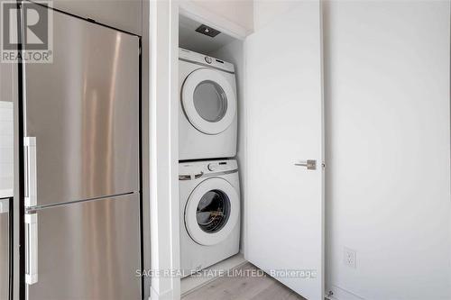 1207 - 55 Ontario Street, Toronto, ON - Indoor Photo Showing Laundry Room