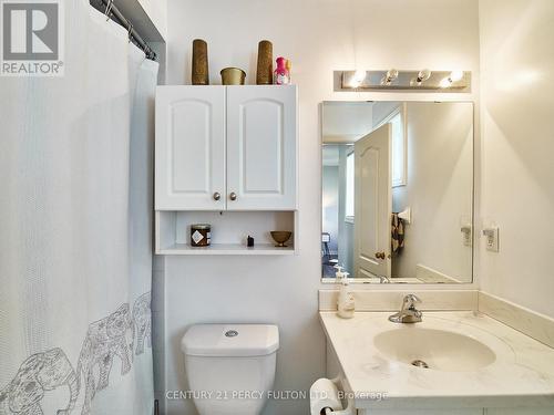 6 Smales Drive, Ajax, ON - Indoor Photo Showing Bathroom