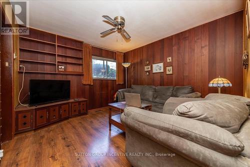 201 Birkdale Road, Toronto, ON - Indoor Photo Showing Living Room