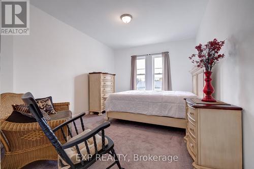 853 Simcoe Street S, Oshawa, ON - Indoor Photo Showing Bedroom