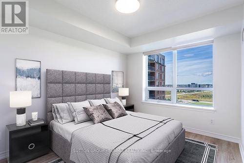 906 - 2391 Central Park Drive, Oakville, ON - Indoor Photo Showing Bedroom