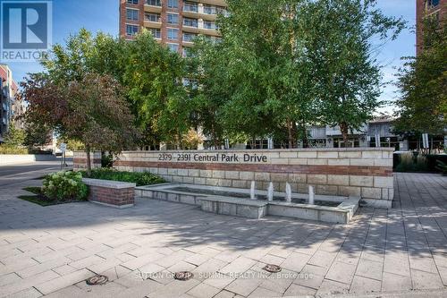 906 - 2391 Central Park Drive, Oakville, ON - Outdoor