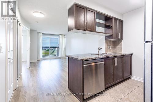 906 - 2391 Central Park Drive, Oakville, ON - Indoor Photo Showing Kitchen