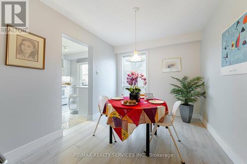 13 Barrington Crescent, Brampton, ON - Indoor Photo Showing Dining Room