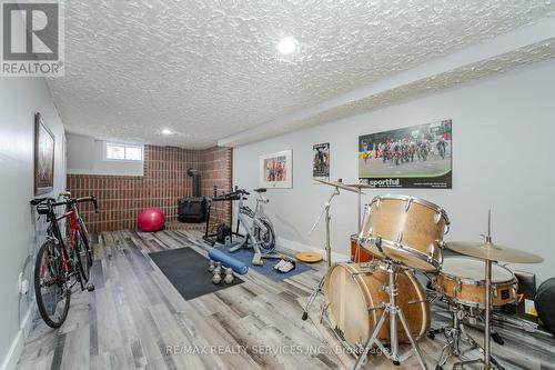 13 Barrington Crescent, Brampton, ON - Indoor