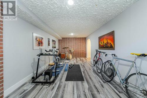 13 Barrington Crescent, Brampton, ON - Indoor Photo Showing Other Room