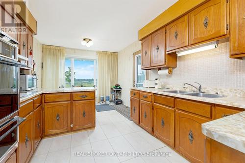 9110 Tenth Line, Halton Hills, ON - Indoor Photo Showing Kitchen With Double Sink