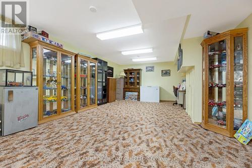 9110 Tenth Line, Halton Hills, ON - Indoor Photo Showing Other Room