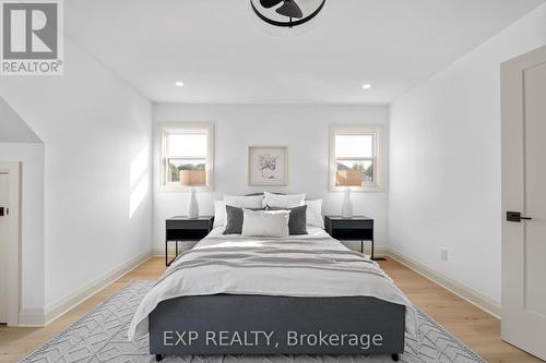 286 East 18Th Street, Hamilton, ON - Indoor Photo Showing Bedroom