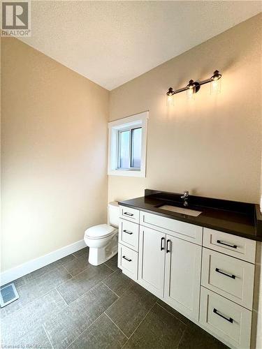 Ensuite - 15 Nyah Court, Tiverton, ON - Indoor Photo Showing Bathroom